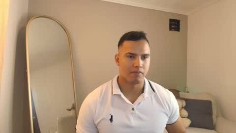 Snapshot of areslevi chatting on February 2026 07:17:02 PM ares levi online show from February 2026 07:17:02 PM