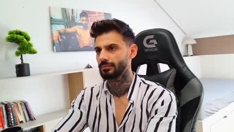 Snapshot of aressteel chatting on September 2025 09:01:02 AM Ares Steel online show from September 2025 09:01:02 AM