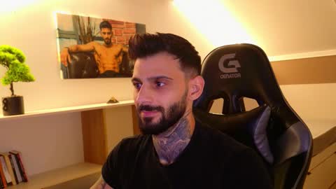 Snapshot of aressteel chatting on October 2025 05:21:02 PM Ares Steel online show from October 2025 05:21:02 PM