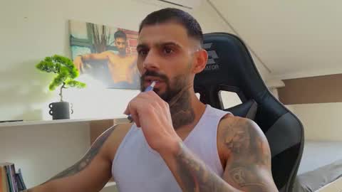 Snapshot of aressteel chatting on October 2025 01:01:02 PM Ares Steel online show from October 2025 01:01:02 PM