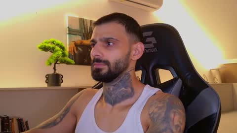 Snapshot of aressteel chatting on November 2025 03:56:01 PM Ares Steel online show from November 2025 03:56:01 PM