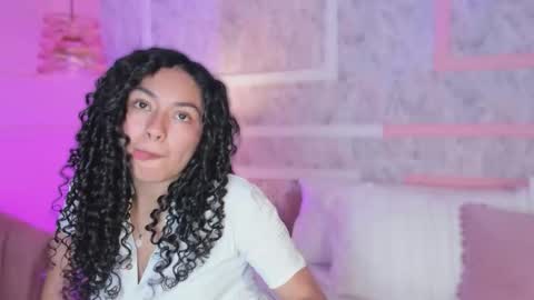 Ari online show from March 2026 12:21:01 PM