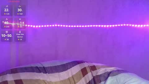 Snapshot of ari_20_ chatting on March 2026 01:37:02 PM Bella online show from March 2026 01:37:02 PM