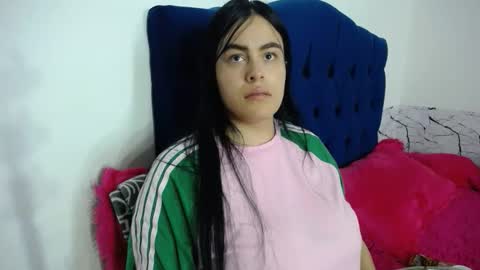 ARIANNA  online show from April 2026 08:21:01 PM