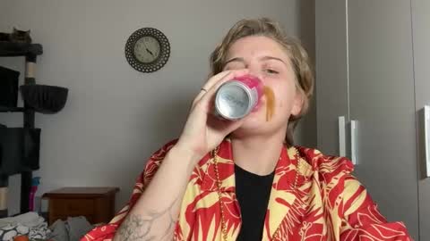 ari_crystal online show from February 2026 02:21:02 PM