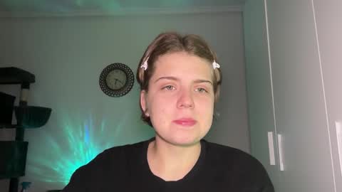 ari_crystal online show from March 2026 04:23:01 PM