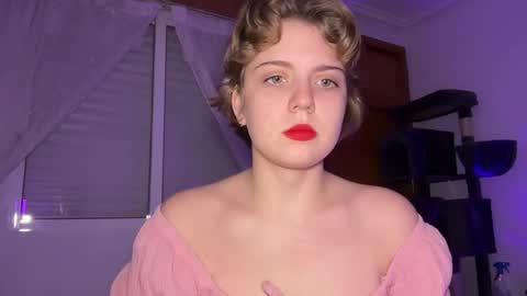 ari_crystal online show from March 2026 06:36:01 PM