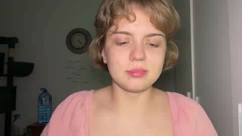 ari_crystal online show from March 2026 02:22:02 PM