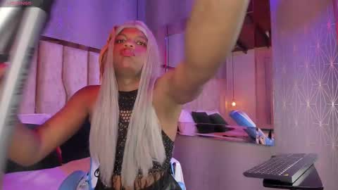 Snapshot of ari_monet chatting on February 2025 11:40:02 AM ARI online show from February 2025 11:40:02 AM