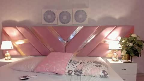 Snapshot of ari_sunshine chatting on February 2025 01:15:02 AM Ari online show from February 2025 01:15:02 AM