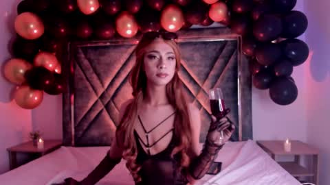 Snapshot of ari_sunshine chatting on January 2026 04:23:02 PM Ari online show from January 2026 04:23:02 PM