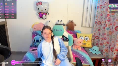 Snapshot of aria_alaia chatting on January 2025 02:51:01 AM Linda online show from January 2025 02:51:01 AM