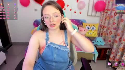 Snapshot of aria_alaia chatting on March 2025 01:37:02 AM Linda online show from March 2025 01:37:02 AM