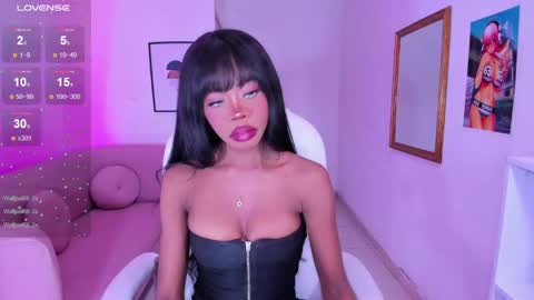 Snapshot of aria_brown_19 chatting on January 2025 03:41:01 PM ARIA online show from January 2025 03:41:01 PM