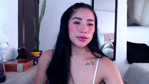 Aria Castelli online show from May 2026 03:39:01 PM