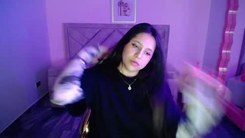 Aria online show from November 2025 09:48:02 PM