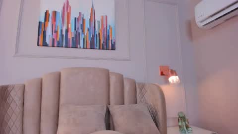 Aria  online show from December 2024 03:08:02 AM