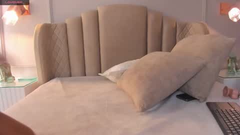 Aria  online show from January 2025 08:45:01 AM