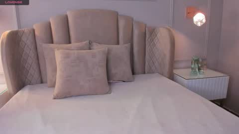 Aria  online show from January 2025 03:17:02 AM