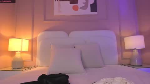 Snapshot of aria_greco chatting on March 2026 02:17:02 AM Aria online show from March 2026 02:17:02 AM