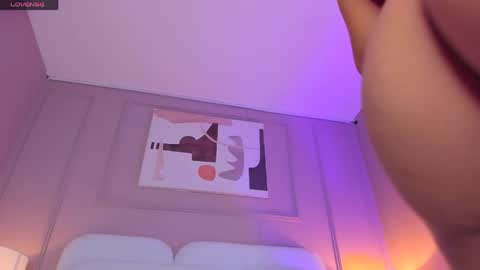 Snapshot of aria_greco chatting on April 2026 03:40:02 AM Aria online show from April 2026 03:40:02 AM