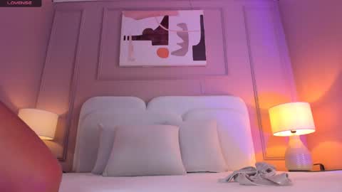 Snapshot of aria_greco chatting on May 2026 02:51:02 AM Aria online show from May 2026 02:51:02 AM