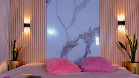 Snapshot of aria_millers_ chatting on February 2025 11:35:02 AM Aria Millers online show from February 2025 11:35:02 AM