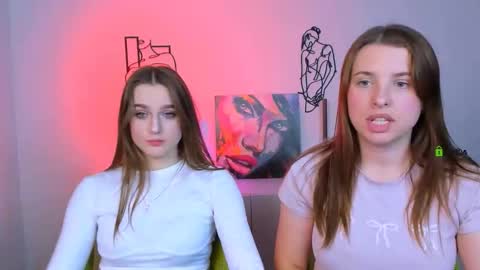 Luna online show from October 2025 07:11:01 PM