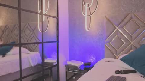 I OOT online show from September 2025 08:14:01 PM