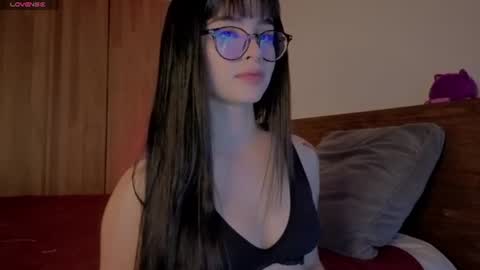 Roxxy online show from June 2026 10:27:02 PM