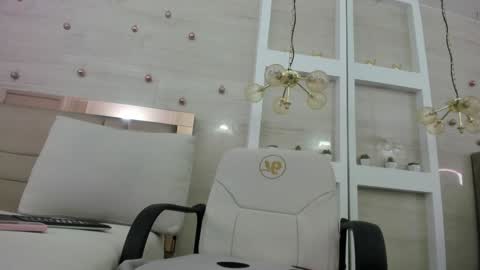 aria online show from December 2024 10:44:02 AM