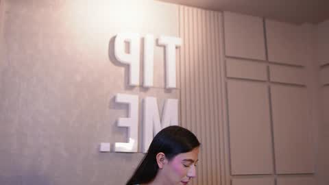 Ariaa online show from May 2026 06:57:02 PM