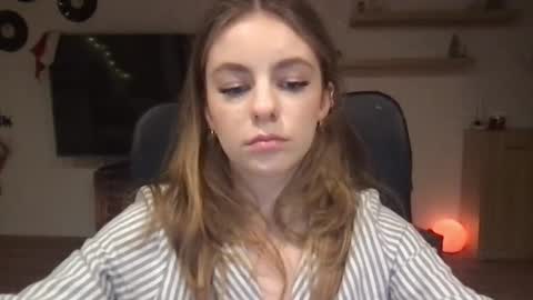 AriaCreazy online show from December 2024 09:49:02 PM