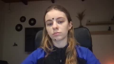 AriaCreazy online show from February 2025 09:42:02 PM