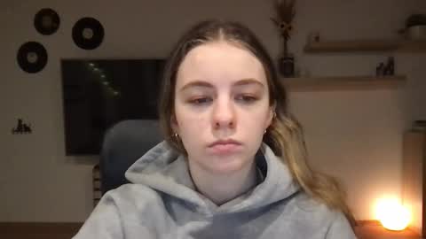 AriaCreazy online show from February 2025 09:33:02 PM