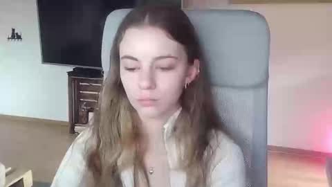 AriaCreazy online show from October 2025 09:21:02 AM