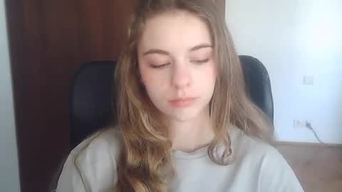 Snapshot of ariacreazy chatting on June 2026 06:18:02 AM AriaCreazy online show from June 2026 06:18:02 AM