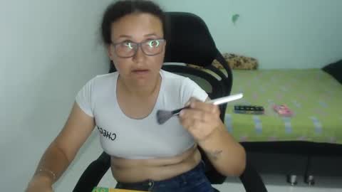 Snapshot of ariadna_6 chatting on February 2025 08:33:01 PM ...Ariana... online show from February 2025 08:33:01 PM