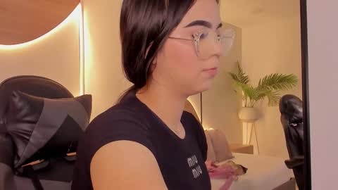 Snapshot of ariadna_boneville chatting on February 2026 07:54:01 PM A R I A D N A online show from February 2026 07:54:01 PM