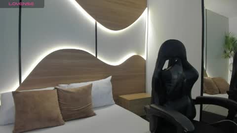 Snapshot of ariadna_boneville chatting on March 2026 03:52:01 AM A R I A D N A online show from March 2026 03:52:01 AM