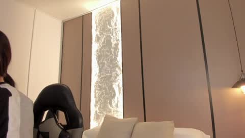 Snapshot of ariadna_boneville chatting on April 2026 03:04:02 AM A R I A D N A online show from April 2026 03:04:02 AM