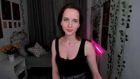 Snapshot of ariadna_s chatting on December 2024 04:35:02 AM Ariadna online show from December 2024 04:35:02 AM