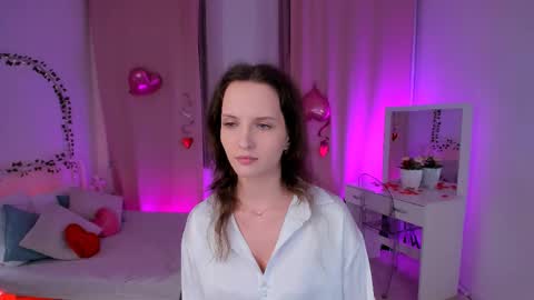 Snapshot of ariadna_s chatting on February 2025 10:14:02 PM Ariadna online show from February 2025 10:14:02 PM