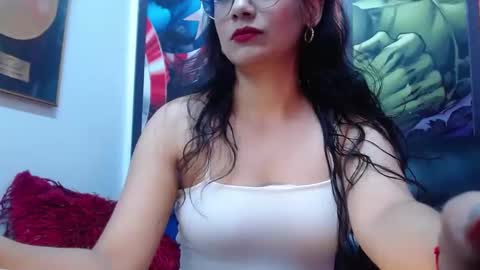 Snapshot of ariadna_wells chatting on October 2025 02:06:01 PM A R I online show from October 2025 02:06:01 PM