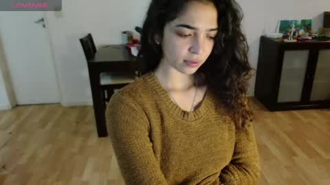 ariagal online show from May 2026 12:38:01 AM