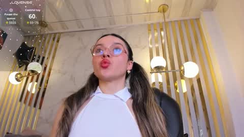 aria  online show from November 2025 07:34:02 PM