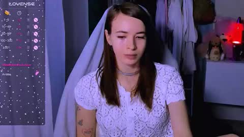 Snapshot of ariamill chatting on November 2025 06:45:01 AM Ari online show from November 2025 06:45:01 AM