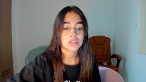 Snapshot of ariamontgomeryyy chatting on February 2025 08:27:02 AM Aria Montgomery online show from February 2025 08:27:02 AM