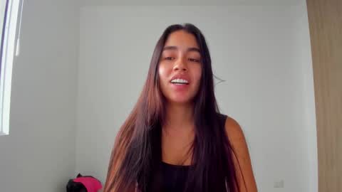 Snapshot of ariamontgomeryyy chatting on December 2025 09:24:02 PM Aria Montgomery online show from December 2025 09:24:02 PM