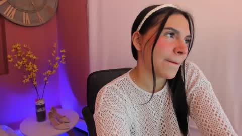 Snapshot of ariana__clauss chatting on October 2025 08:22:01 PM ariana__clauss online show from October 2025 08:22:01 PM